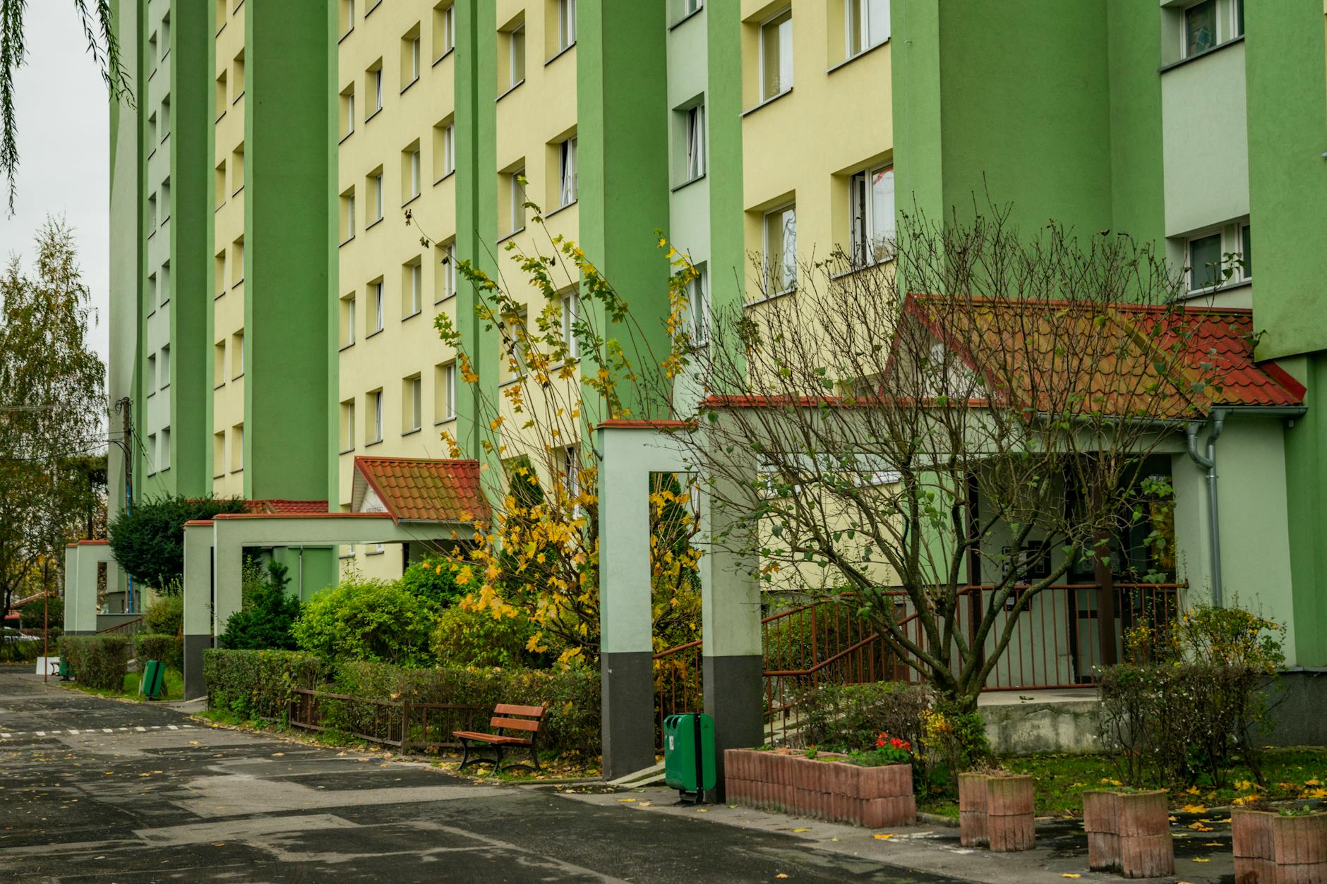 Outdoor vs. Indoor Smart Parcel Lockers: 6 Key Differences Every Property Manager Should Know