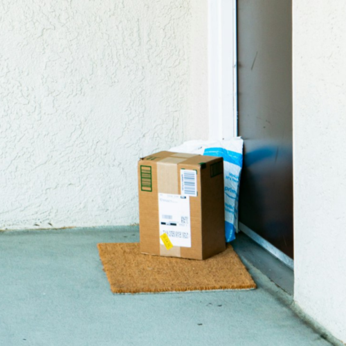 Want a Smart Parcel Locker Ready for the Holidays? Here’s Why You Need to Start Now
